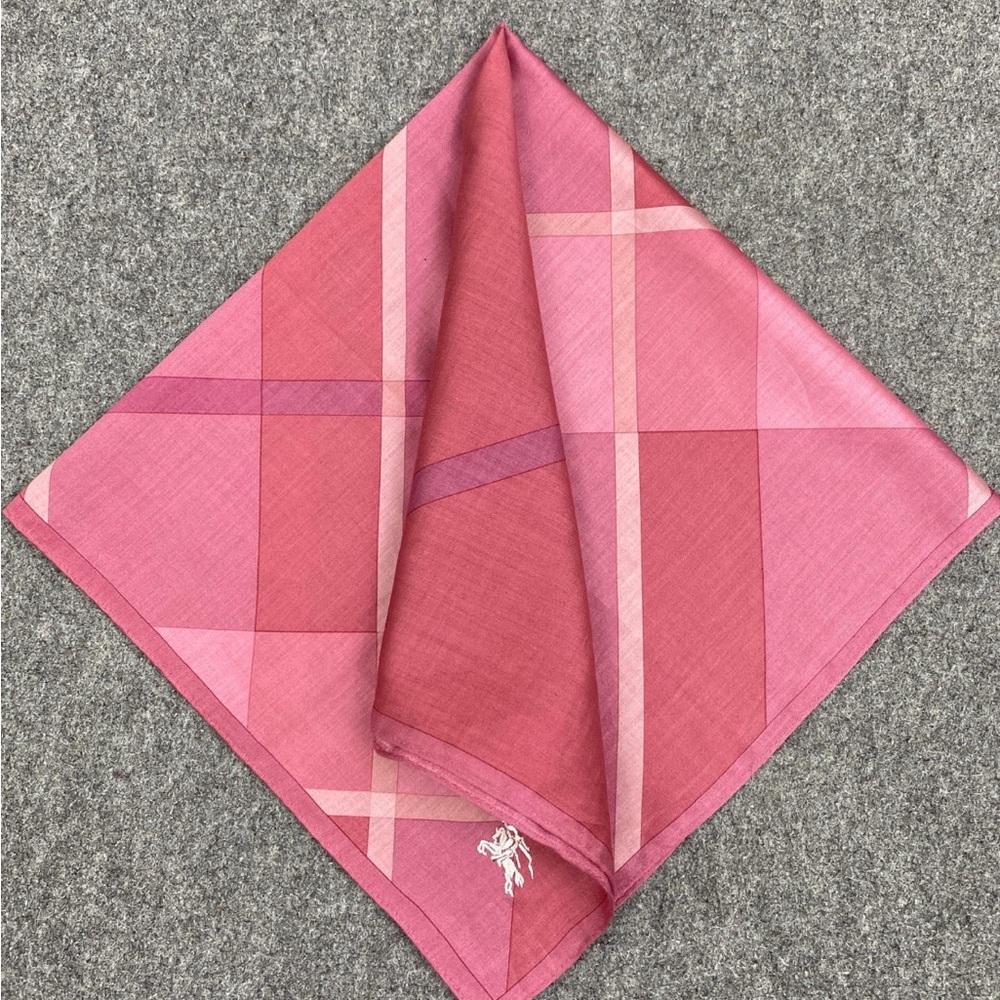 Burberry handkerchief NWOT - Picture 2 of 8